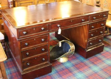Mahogany Partners Desk