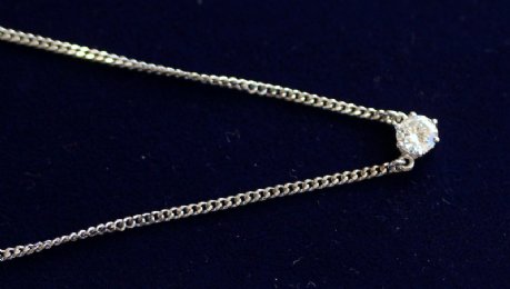 18ct Gold Diamond Pendant & Chain - SOLD