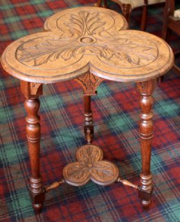 Oak tripod table