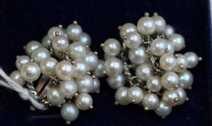 14K Gold Vintage Pearl Earclips