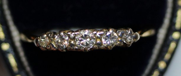 18ct Gold Diamond Ring - SOLD