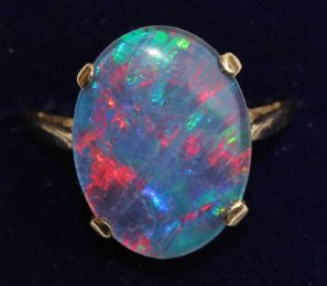 9ct Doublet Set Opal Ring - SOLD
