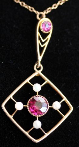 9CT Gold,almondine & pearl Pendant with chain - SOLD