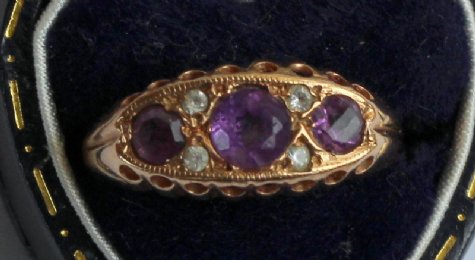 9ct Gold,Victorian Amethyst & Diamond Ring