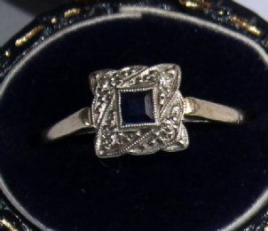 Diamond & Sapphire Ring