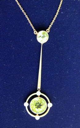 Early 20th cent Gold,Pearl&Peridot Pendant