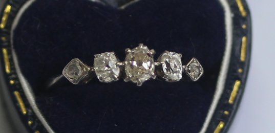 Platinum 5 Stone Diamond Ring